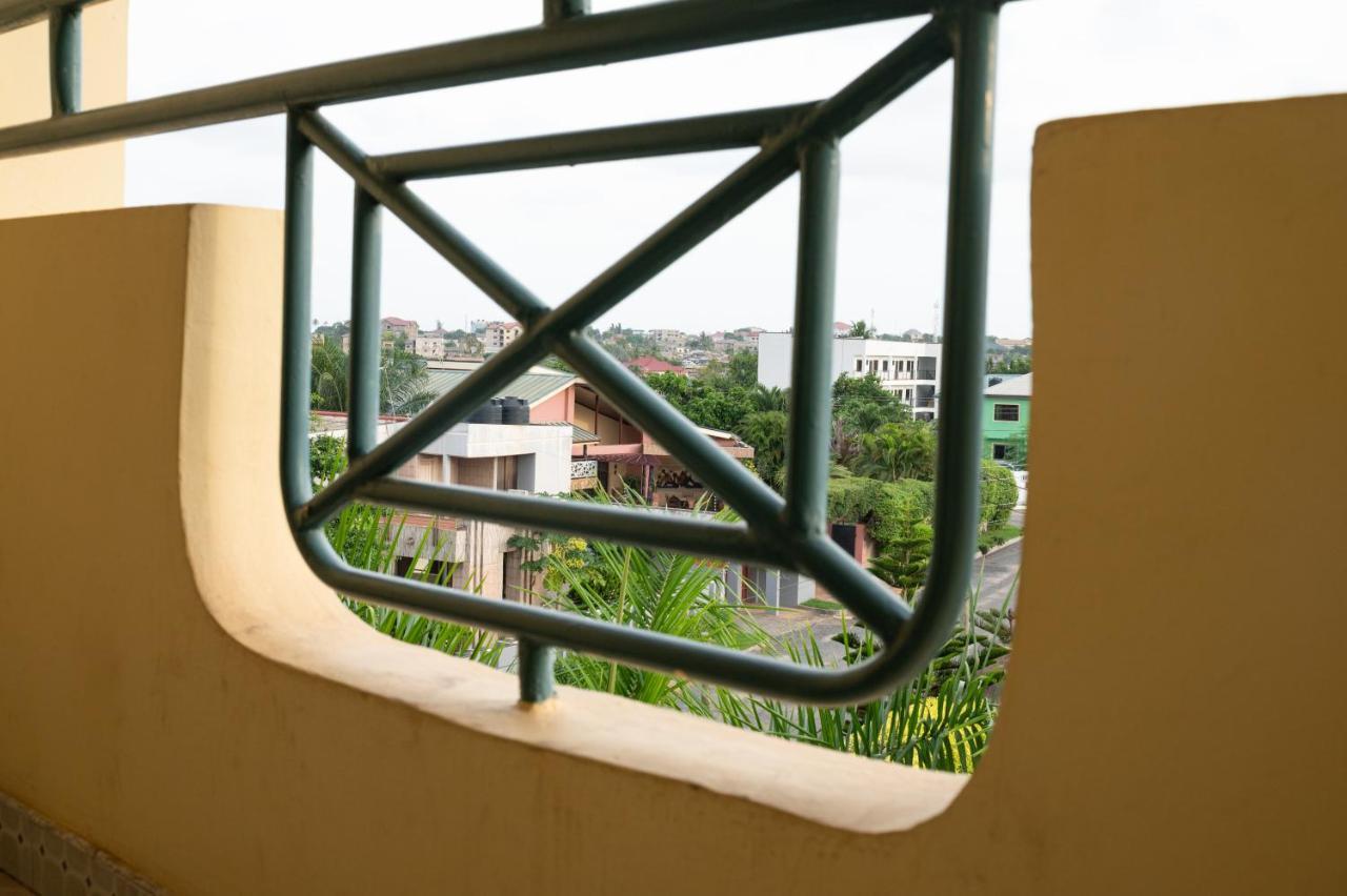Korkdam Hotel Taifa 外观 照片